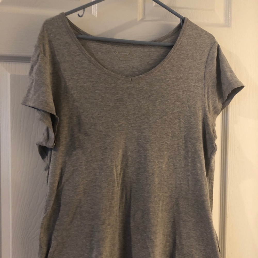 Champion v-neck t-shirt